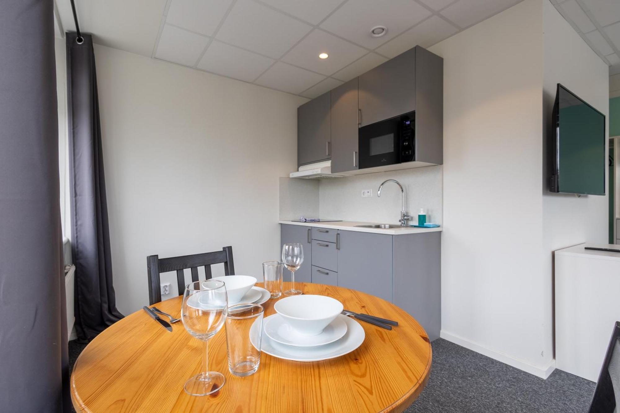 Stockholm Hotel Apartments Sollentuna Buitenkant foto